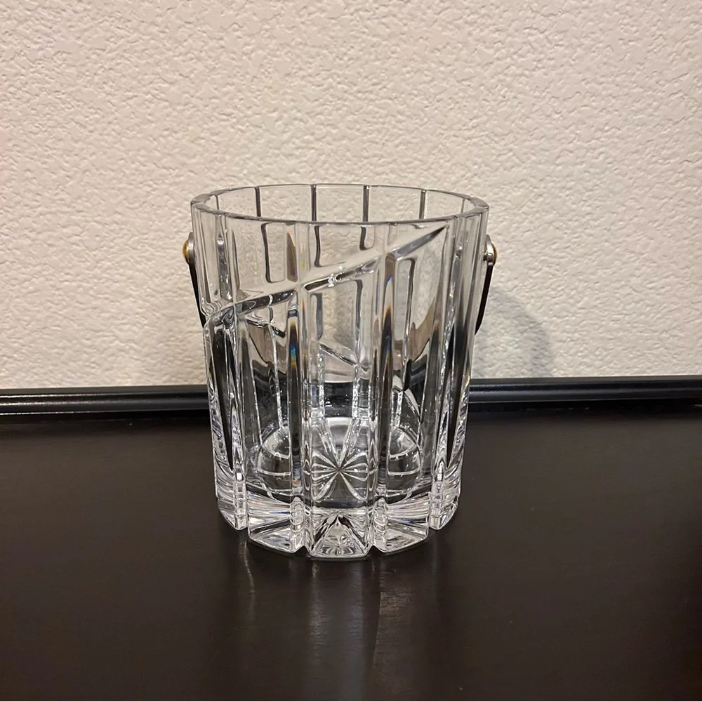 Mikasa Uptown Crystal Ice Bucket w/ Mental Handle Vintage Cut Glass Barware